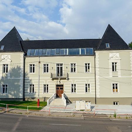 Apartmanovy Dom Grand - Contactless Check In Тренчианске-Теплице Экстерьер фото