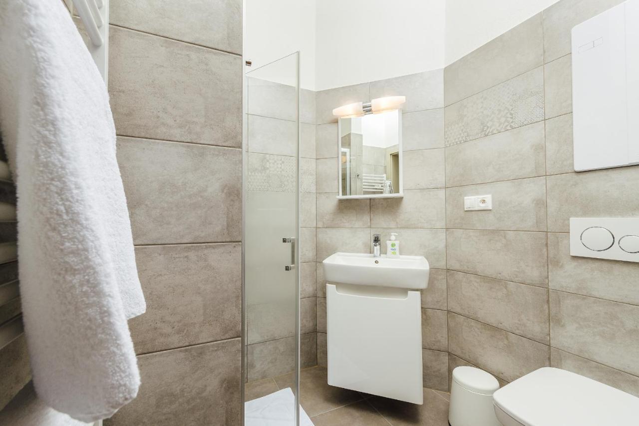 Apartmanovy Dom Grand - Contactless Check In Тренчианске-Теплице Экстерьер фото