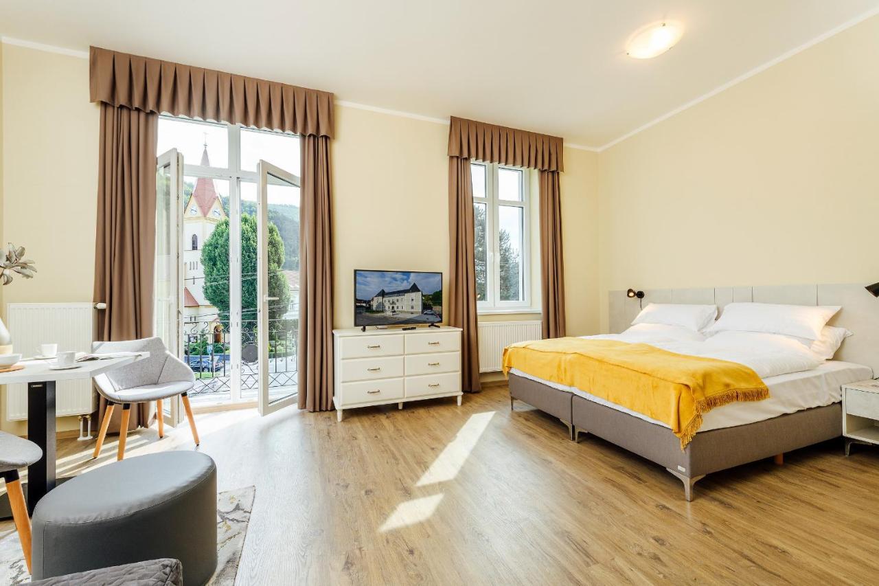 Apartmanovy Dom Grand - Contactless Check In Тренчианске-Теплице Экстерьер фото