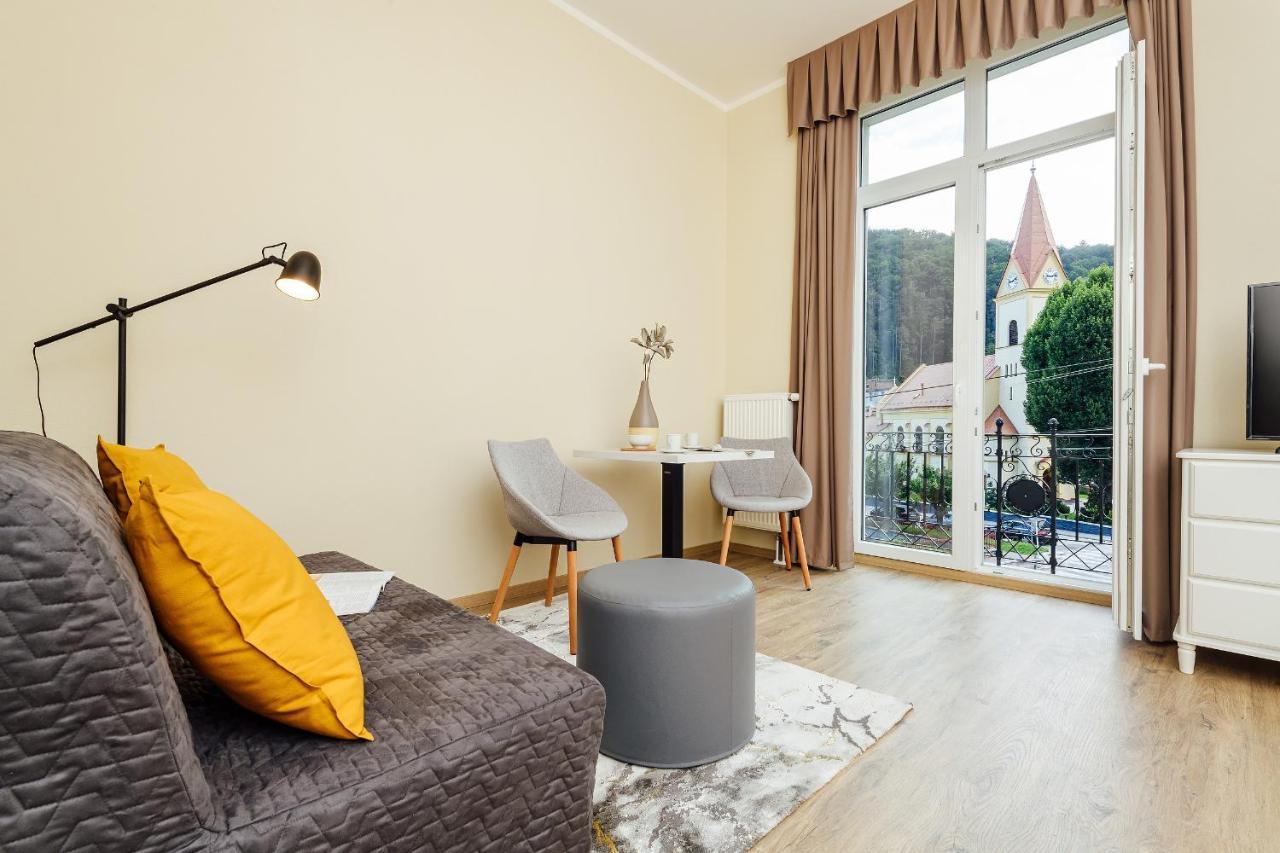 Apartmanovy Dom Grand - Contactless Check In Тренчианске-Теплице Экстерьер фото