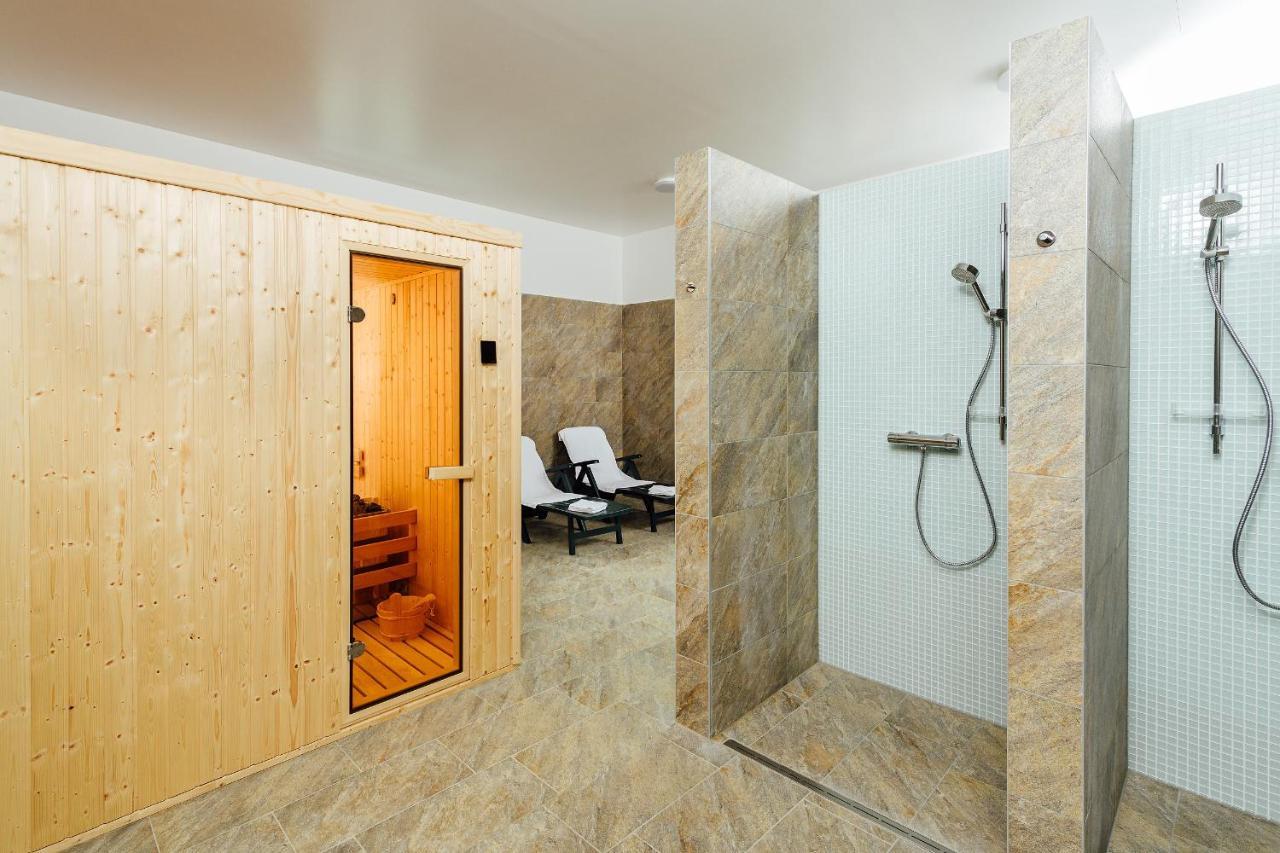 Apartmanovy Dom Grand - Contactless Check In Тренчианске-Теплице Экстерьер фото